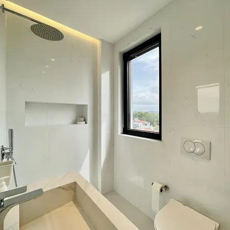 Seaview Apartment-qerret Apartment