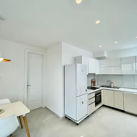 Seaview Apartment-qerret * Golem (Tirana)