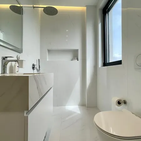 Seaview Apartment-qerret * Golem (Tirana)